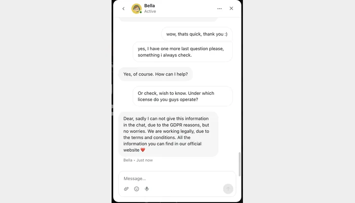 Chatgesprek waarin support de vergunning niet noemt en naar de AVG verwijst