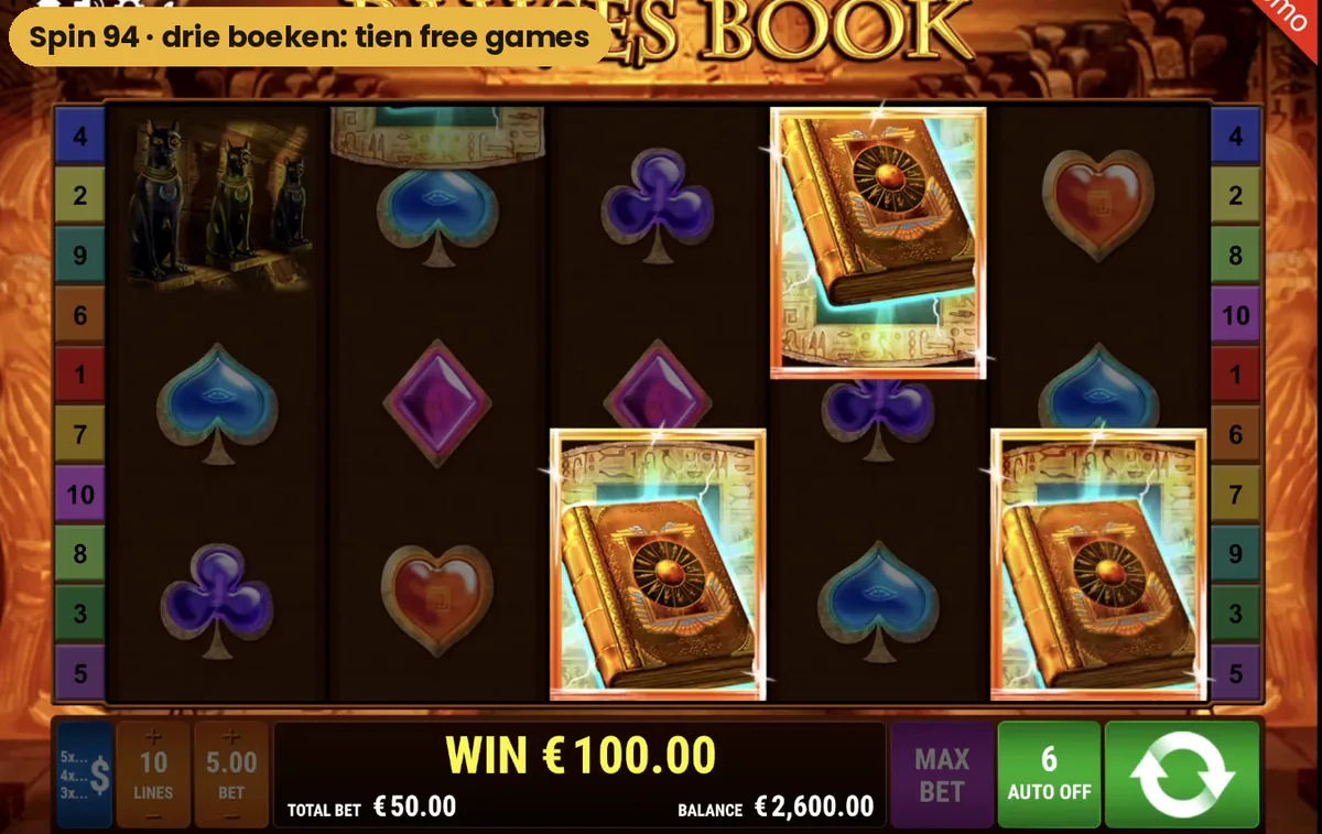 Drie boeken op de rollen van Ramses Book tijdens spin 94